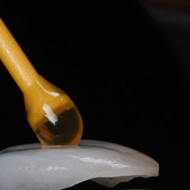 Detalle de carilla cerámica
